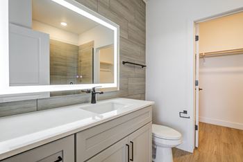Led framed and heated bathroom mirror